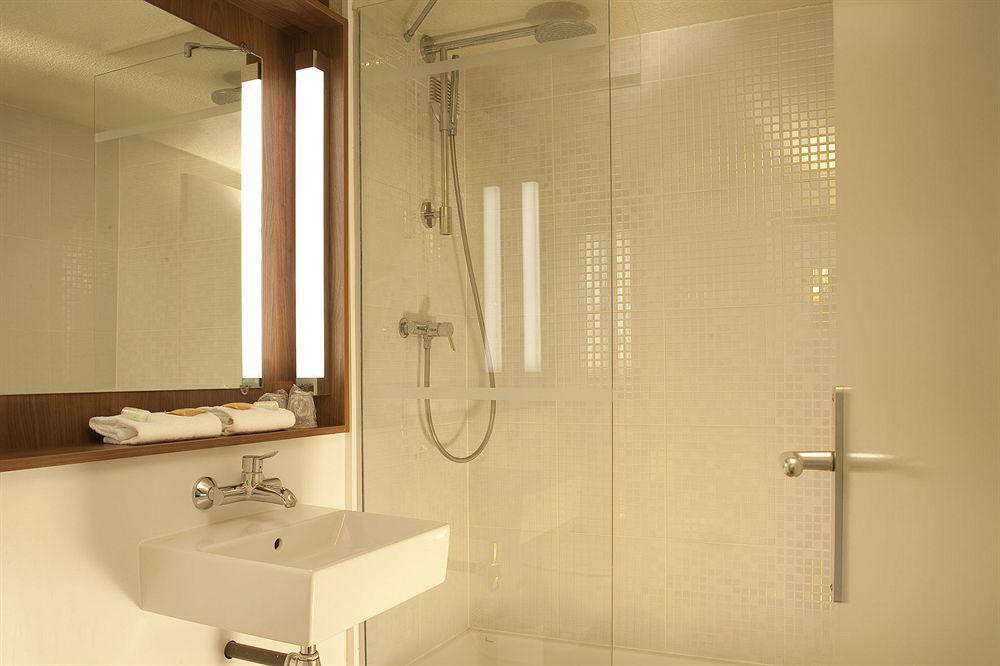 Campanile Hotel Auch Bilik gambar